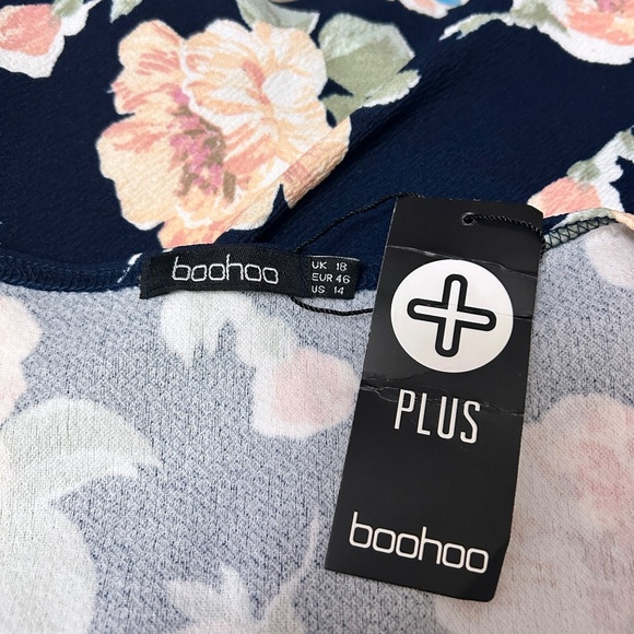 Boohoo Floral Faux Wrap Dress Print Long Sleeve Stretch Fabric Navy Pink Made UK - Picture 10 of 13
